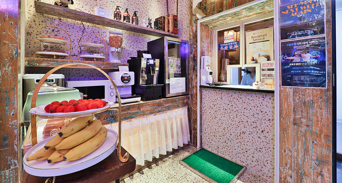 Snack bar