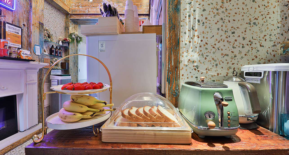 Snack bar