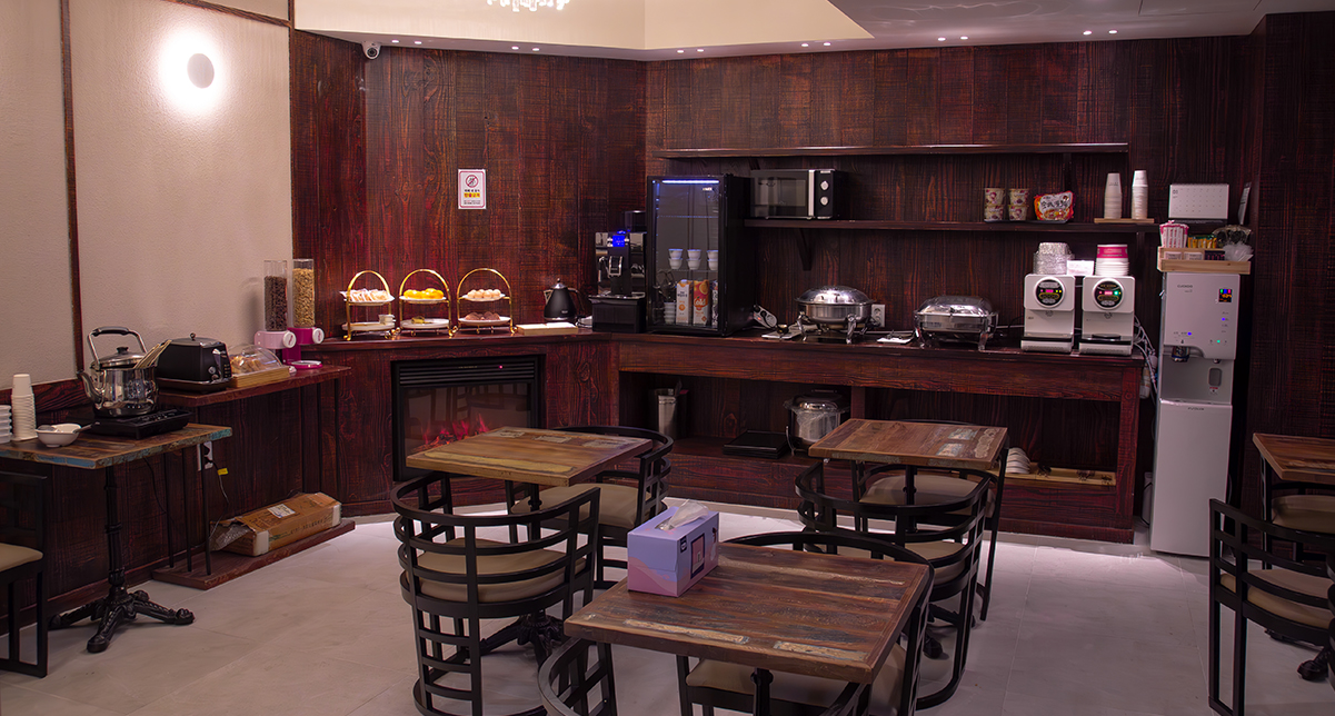 Breakfast Restaurant